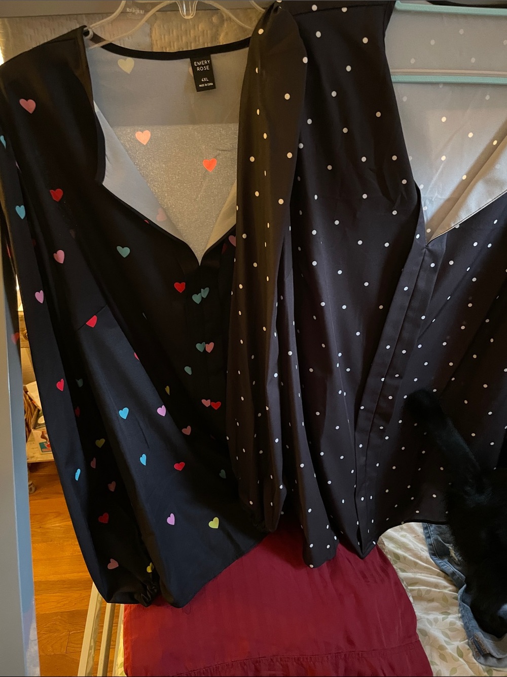 SHEIN Black Multi-Color Heart Print Blouse